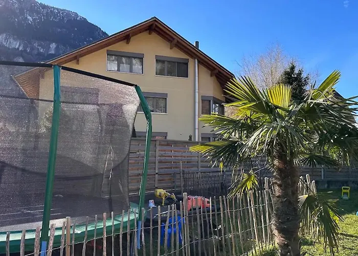 Meiringen Retreat - Sauna, Terrace & Pinball Appartamento Meiringen